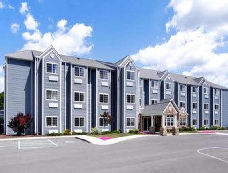 Microtel Inn & Suites By Wyndham Hazelton/Bruceton Mills Eksteriør billede